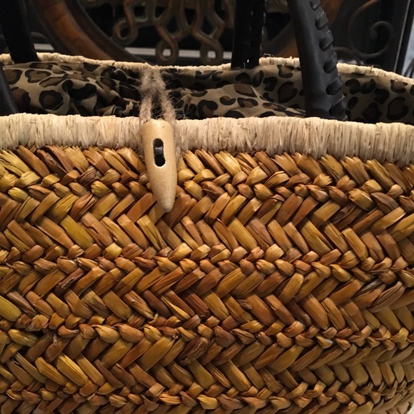 Carpisa Straw Leopard Lined Summer Bag - Picture 10 of 15